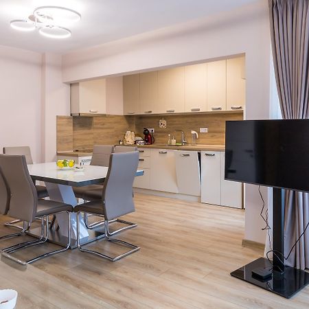 Comfy Home In The Heart Of Burgas Esterno foto