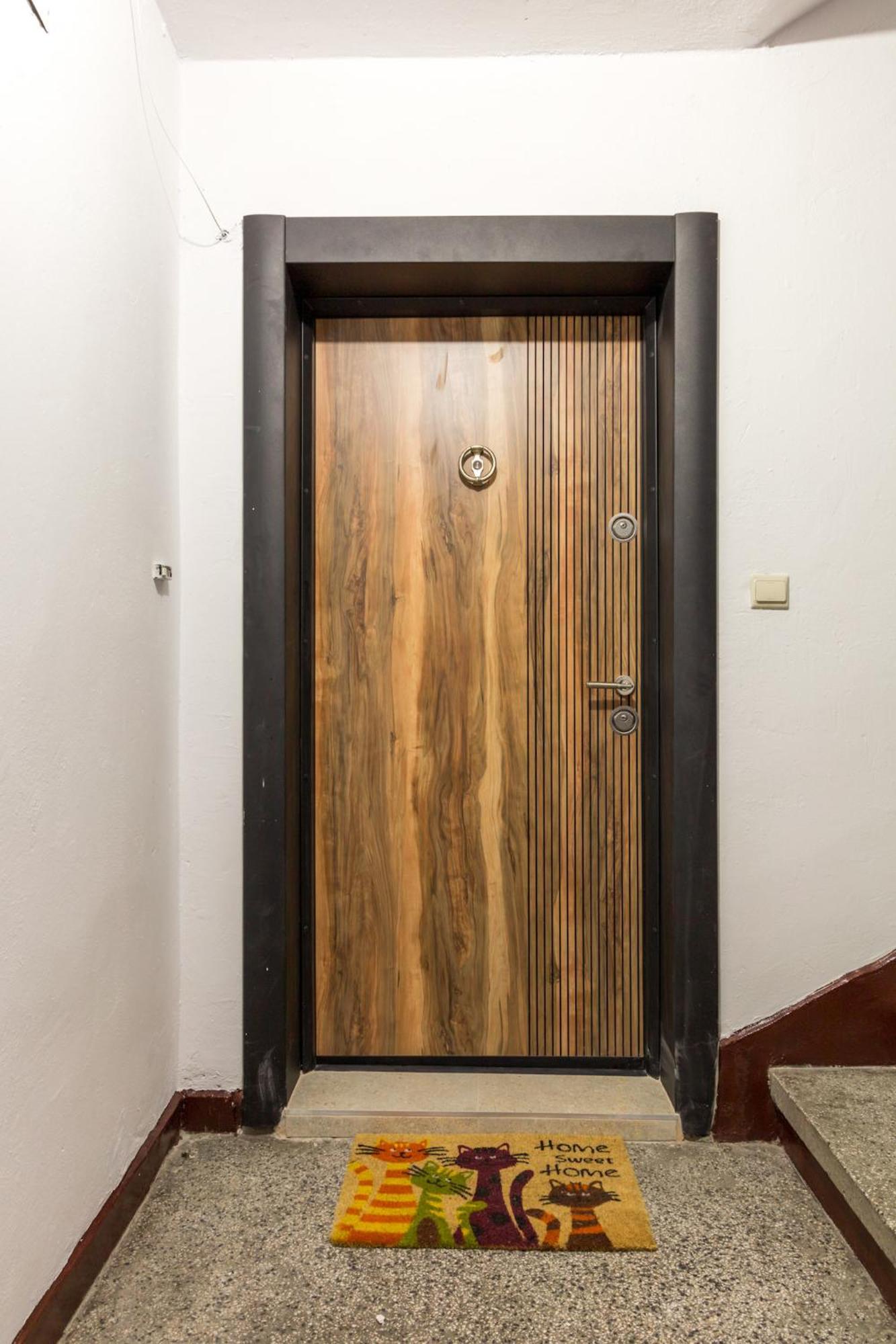 Comfy Home In The Heart Of Burgas Esterno foto